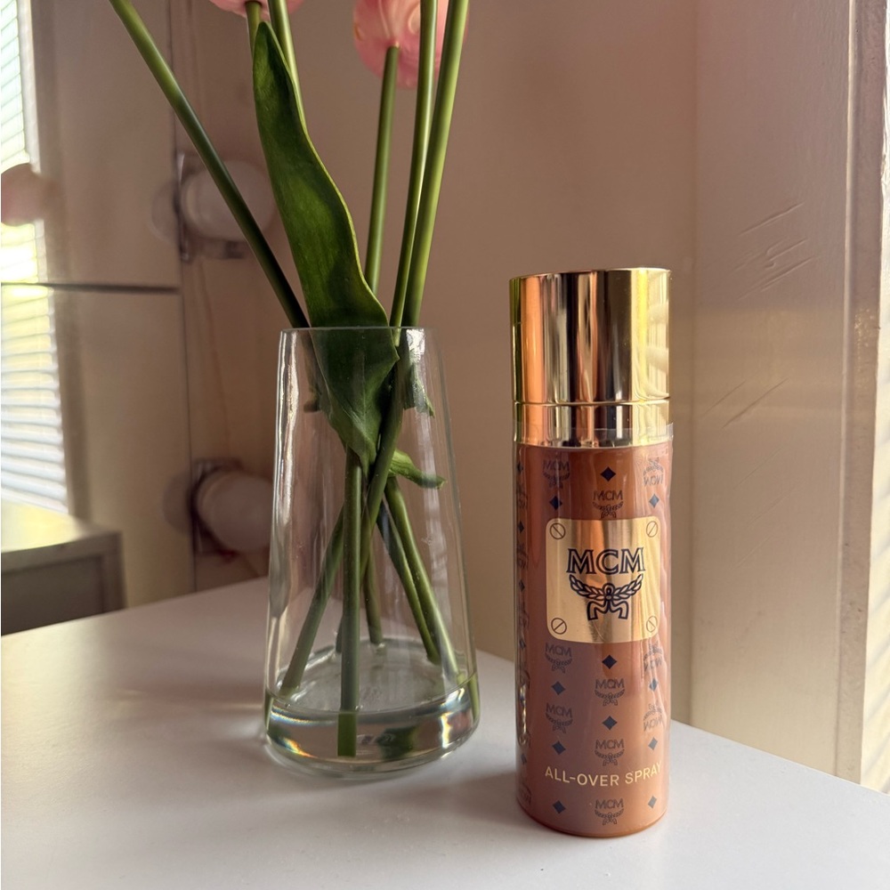 MCM All-Over Spray body spray